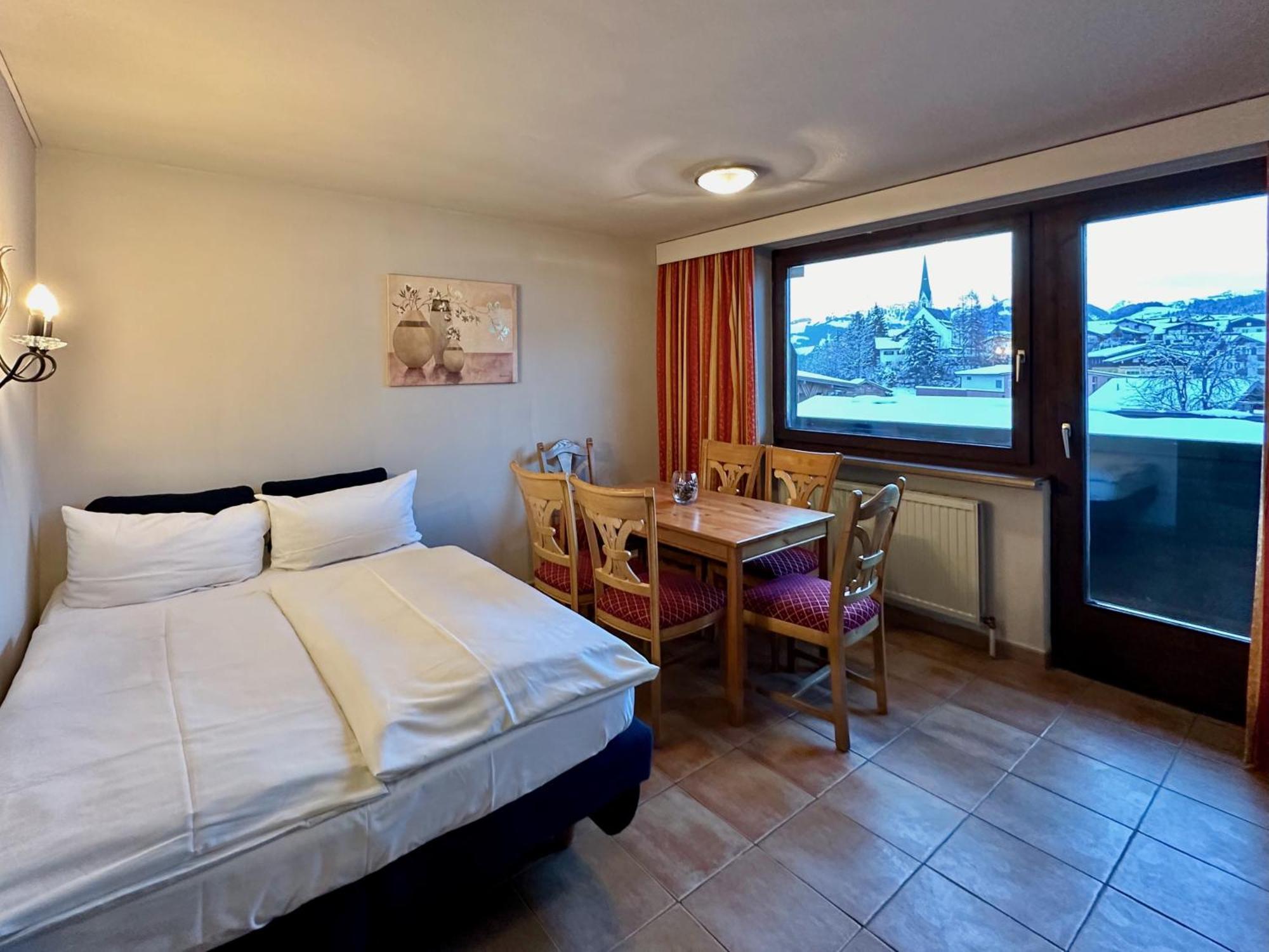 Apartments Max & Moritz Кирхберг ин Тирол Екстериор снимка
